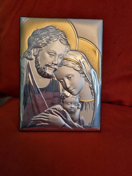 FAMILY ON SILVER AND MAHGONI WOOD